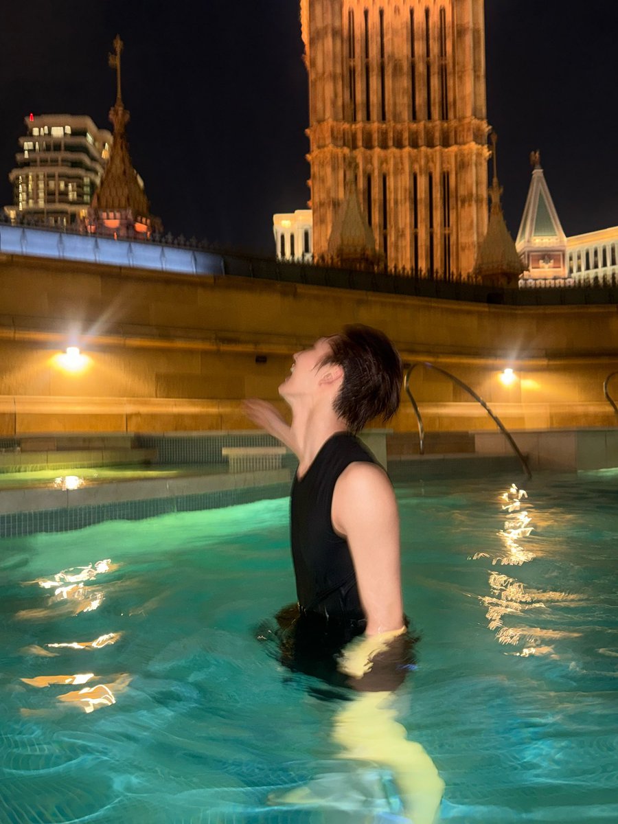 ebu1nk_'s tweet photo. 씹탑력 미쳤네 https://t.co/CfnOCvmiJo