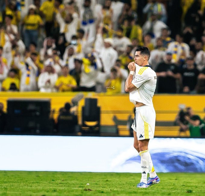 liwcye's tweet photo. قبل اربع اشهر💛 https://t.co/quru2PFXBp