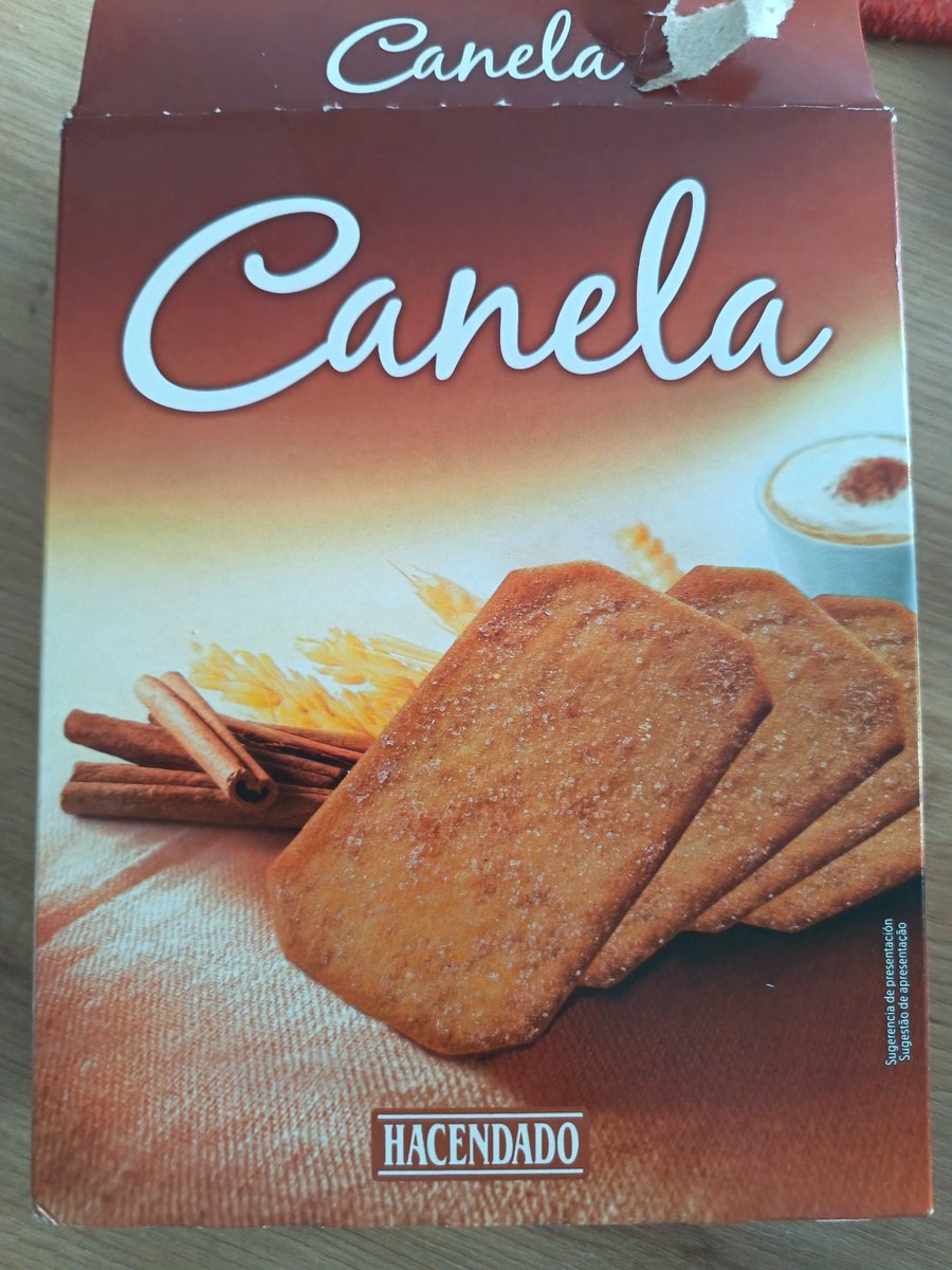 wornikarghh's tweet photo. En el socialismo real sólo había una marca de galletas y no se podía elegir pero en el capitalismo cada supermercado vende su marca de galletas, que se fabrican todas en Galletas Gullón, Aguilar de Campoo, Palencia. https://t.co/Ohlh0EFLam