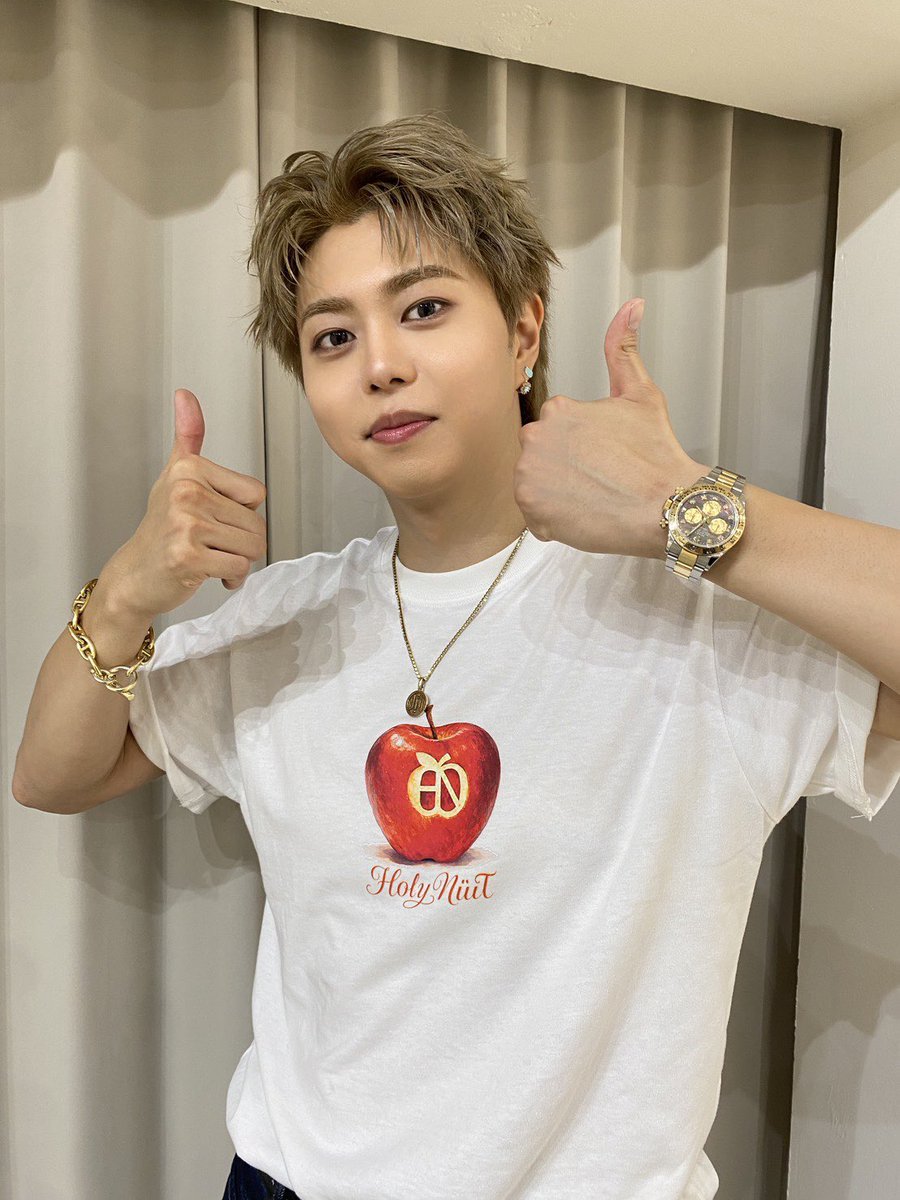 buddiis's tweet photo. ＼ありがとうございました！／

#岡本聖哉 がプロデュースブランド
HOLY NÜITイベントに出演いたしました🍎🍏

お足元の悪い中ではありますが会いにきてくださりありがとうございました☔️

これからもHOLY NÜITをよろしくお願いいたします！

#BUDDiiS #SEIYA https://t.co/TLMesXBKnc