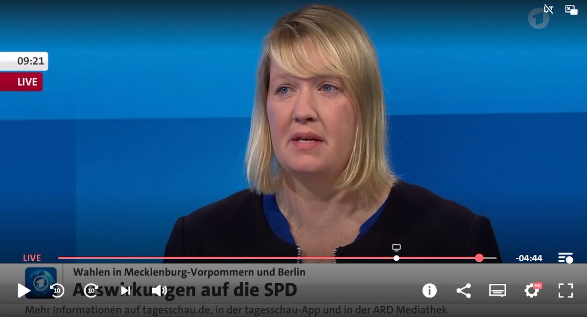 herr_privat's tweet photo. herrlich wie die Tante Esdar von der SPD auf die Frage rumtruckst ob auch Sie für Enteignungen von Wohnungen ist. Wie immer: keine klare Antwort sondern nur Ausflüchte. Biedert euch nur noch mehr den Linken an und ihr geht den Weg gegen 0 % https://t.co/wkMYIy5Us0