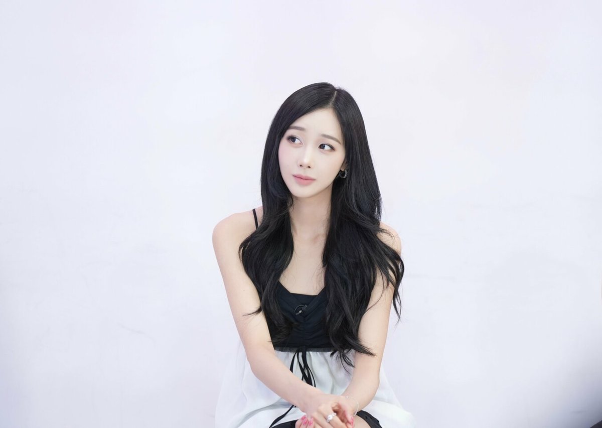 aeriminded's tweet photo. 260921 abema times

#GISELLE #지젤 #ジゼル https://t.co/v5ocMfpa9v