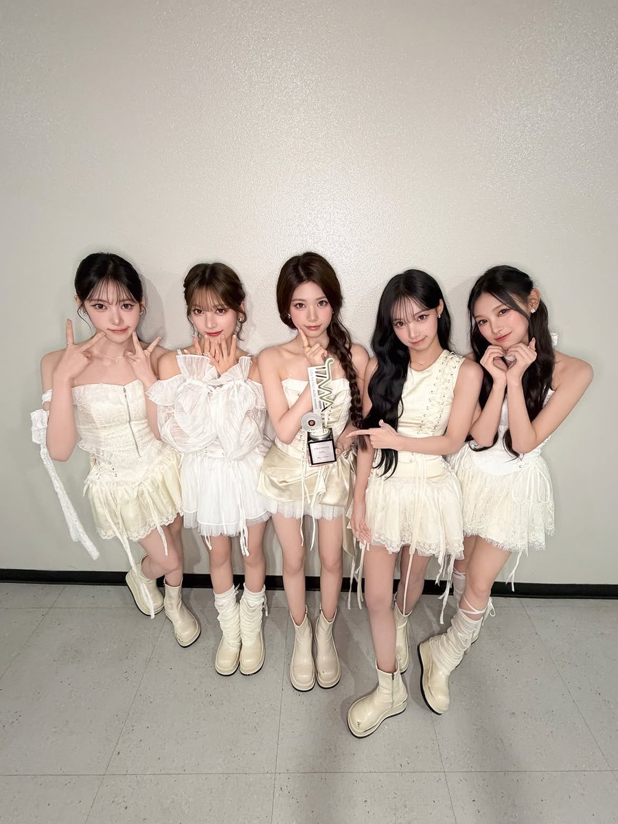 RESCENEGLOBAL's tweet photo. [260921] instagram update

“💍💍💍”

#RESCENE #리센느 @RESCENEofficial https://t.co/Z3GxNag0Tu
