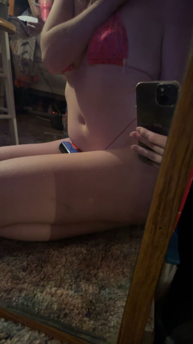 princessx4qq's tweet photo. #nsfwtwtًً 
Sneak peak 👀 https://t.co/TrlpTRYpbp