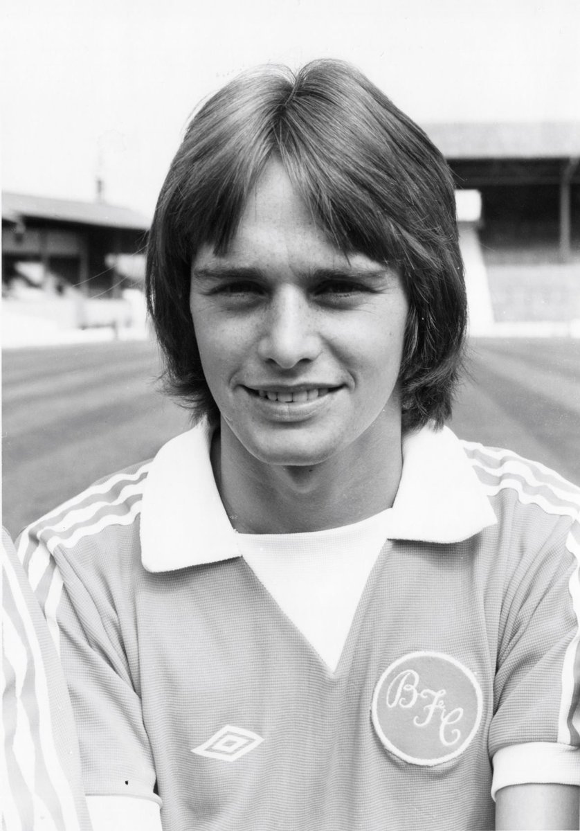 BFC_ExPlayers's tweet photo. Happy 71st Birthday today to former Pool midfielder & local lad .... Dave Tong
Hope you have a great day Dave !
๐๐๐๐ปโฝ๏ธ๐๐
#TopMan
#Tongy
#LovedPlayingForThePool
#Evertonian https://t.co/jOAHxSeVX5