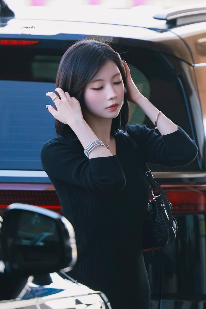 vacesajiao's tweet photo. She is only 20 years old. She is really feminine
#asa #enamiasa #babymonster #아사 https://t.co/HzVHiUvKvp