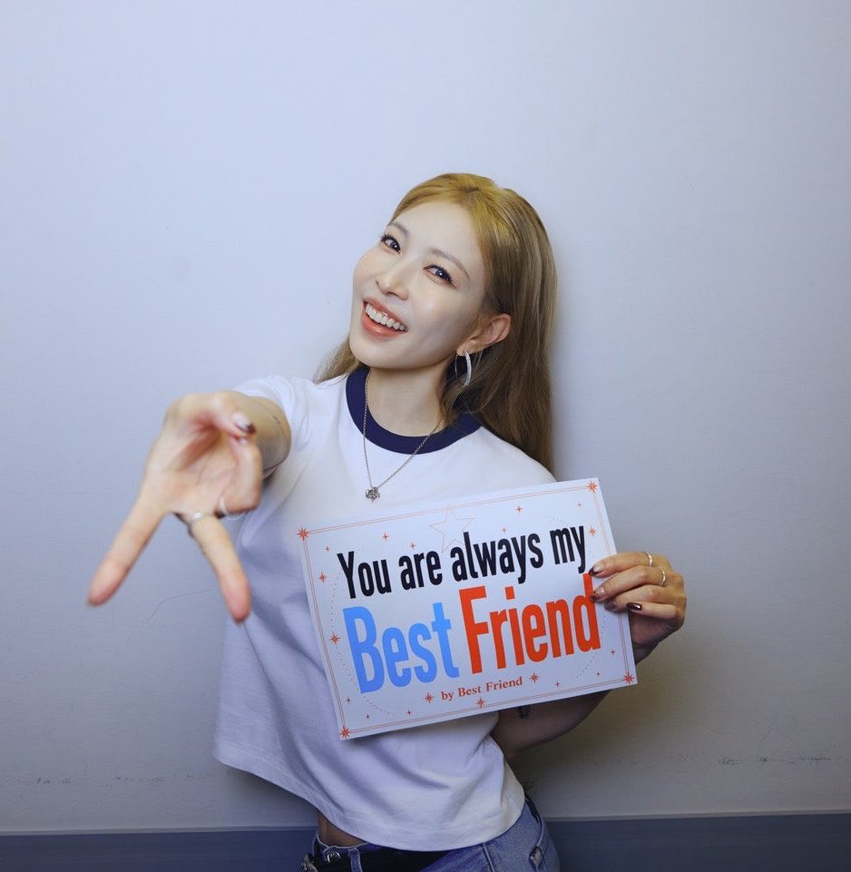 Velvet_0330's tweet photo. 幸せ😃　压中了！ BoAちゃん～ Yaho～ #BoAtheLive #BoA https://t.co/crgkHbJY8R