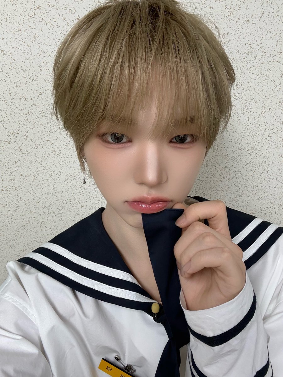idntt_cosmo's tweet photo. 마법 소년

#idntt #아이덴티티 
#unevermet #이재영 #leejaeyoung https://t.co/w5YB9jFDll