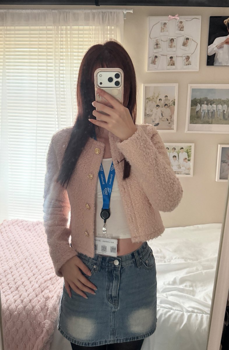jungkyra10's tweet photo. selca delivery !!.•.🎀 https://t.co/39dzheYpK4
