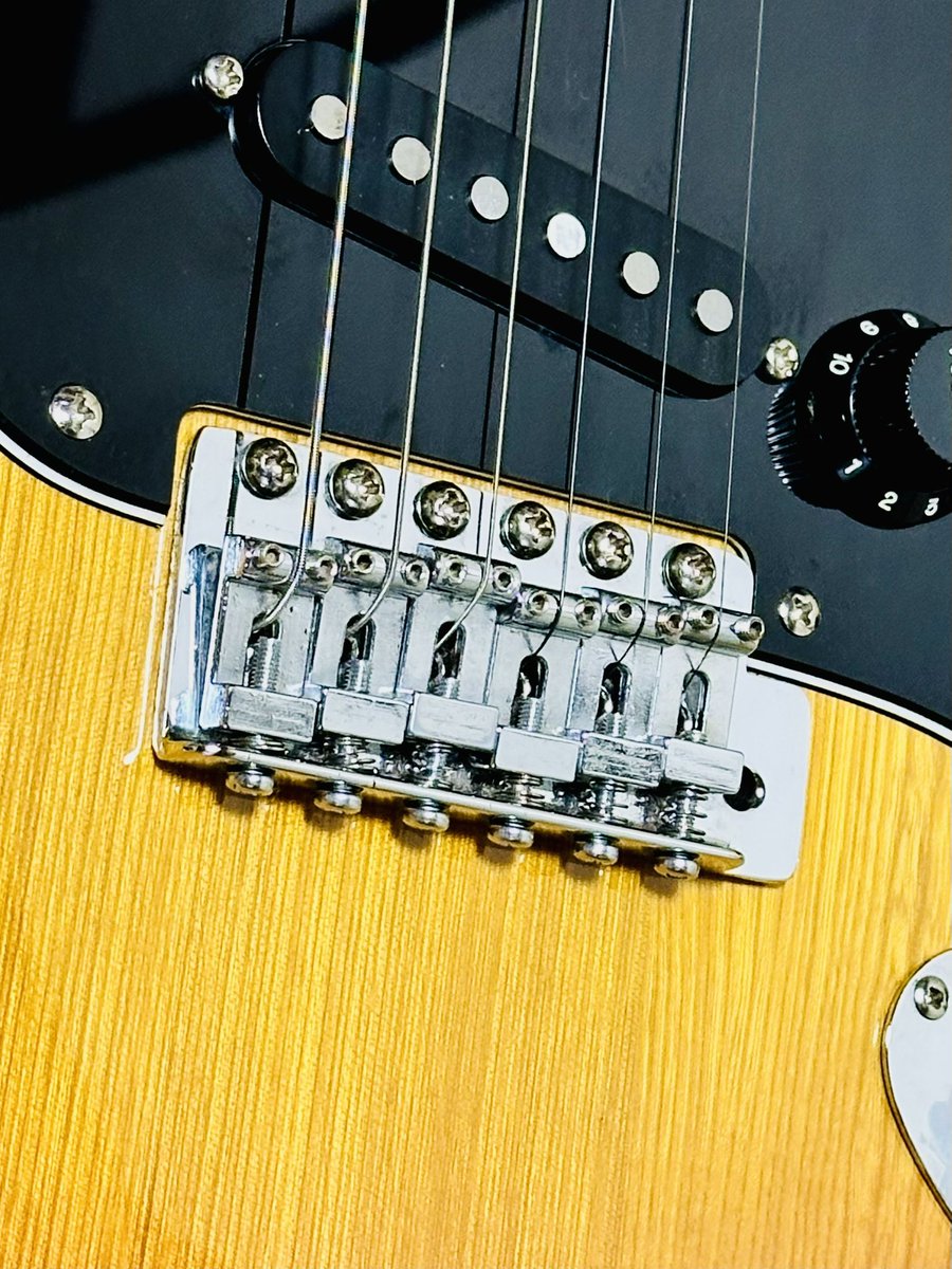 brokendoll_ken's tweet photo. 🎸For Sale ‼️ ジャパンヴィンテージ ギター
【希少な美品】Tokai 初期 SILVER STAR SS-36 
1980年頃製造　
ロット0010xxx 
36シール付 整備済 アーム付 ソフトケース付　
ヤフオクで出品中❗️
https://t.co/BunrBxlHkH
#ギター　#ギタリスト　#ジャパンヴィンテージ　#ヴィンテージギター　#TOKAI https://t.co/Q880DBYnFY
