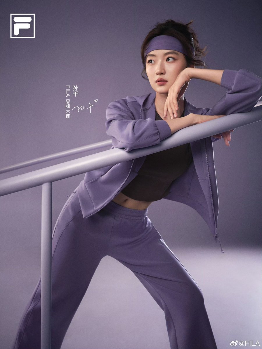 sunqianfirst's tweet photo. STUNNER!!!

~ #SunQian https://t.co/0KOXwBYjAs