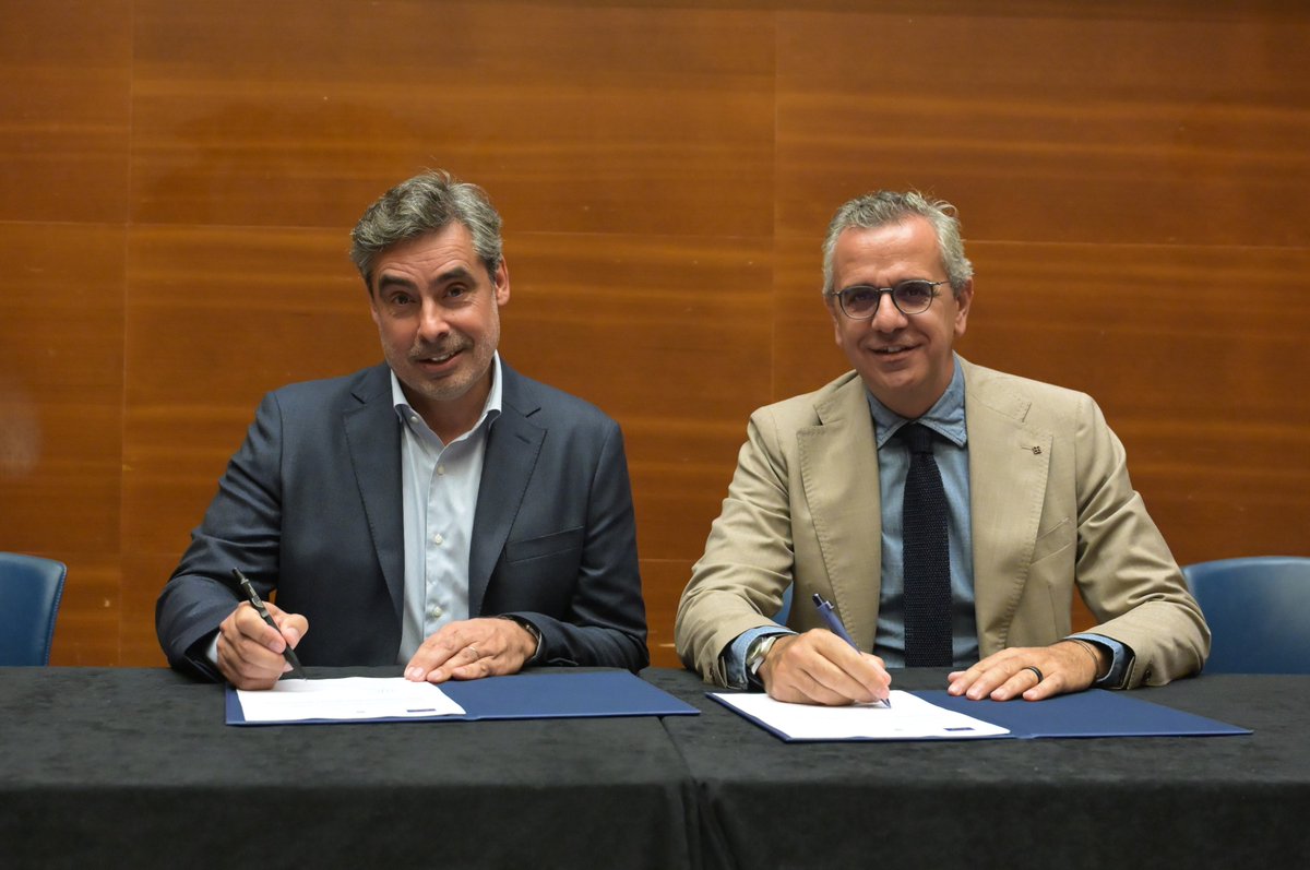 EIF_EU's tweet photo. 🎬 The EIF invests €25m in PYXIS EV to boost financing for European audiovisual production and bring more European stories to screens worldwide.

📸 Signed at the San Sebastián International Film Festival #InvestEU🇪🇺 
https://t.co/t6uFrw7jzG https://t.co/InDa2ZWSMf