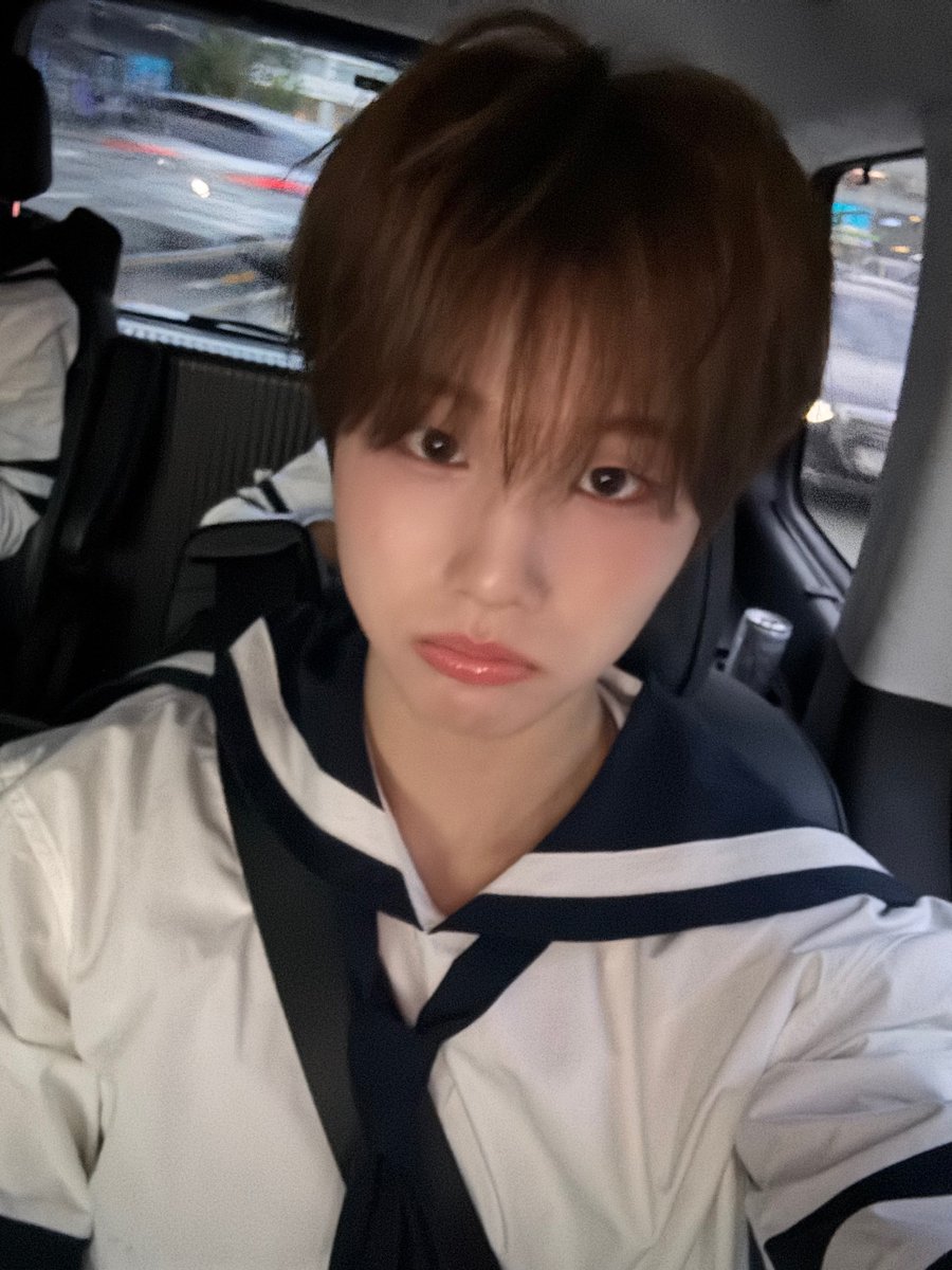 idntt_cosmo's tweet photo. ⚓️⚓️⚓️

#idntt #아이덴티티 
#unevermet #이환희 #leehwanhee️ https://t.co/GrRWZ9gy7d