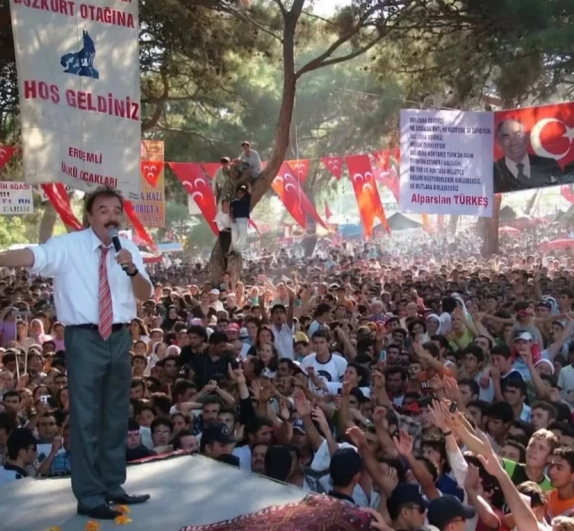 kultiginmedya's tweet photo. Ferdi Tayfur, 2006:

"Her Türk gönül âleminde az çok Turancıdır." https://t.co/gcOJiWmRB1