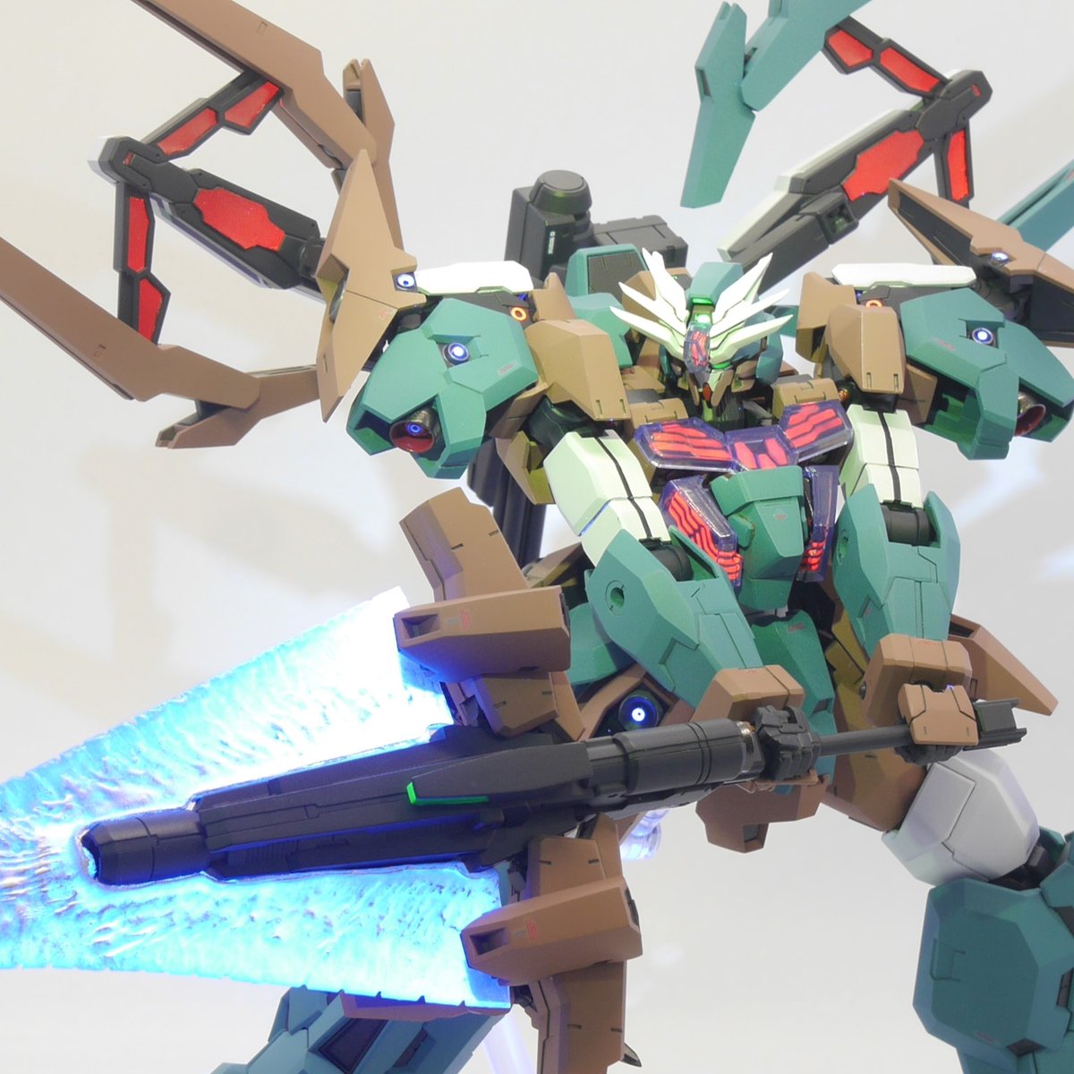 griffonlabor's tweet photo. グレート ルブリス ウソーン #水星の魔女 #ガンプラ #ルブリスソーン #ルブリスウル #グレート合体 #ガンダム https://t.co/dCdvCV6u5J