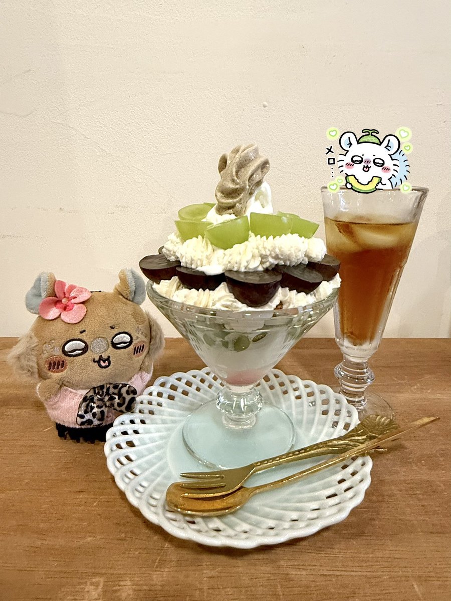 2525I04's tweet photo. 秋の味覚🍇 https://t.co/4CBPQEvyIk