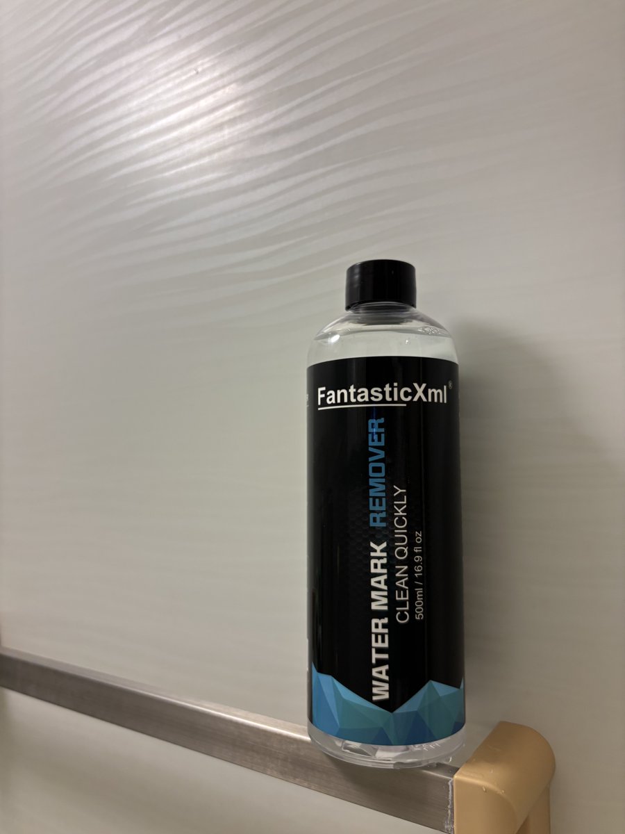 f30notmspo's tweet photo. 絞ったタオルを四つ折りにしWMR原液を馴染ませて風呂の壁を拭いてると、予想以上に汚れが取れました。

タオルはCTFで元の白さへ。 https://t.co/2sw7J723Sx