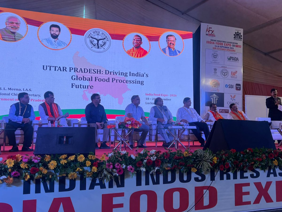 Mukund_0221's tweet photo. #लखनऊ में आयोजित #India_Food_Expo-2026 में सहभागिता का अवसर प्राप्त हुआ।

 #उत्तरप्रदेशउद्योगव्यापारमंडल #व्यापारीएकताजिंदाबाद #MSME #FoodProcessing #Lucknow https://t.co/VjzqxpMGnX