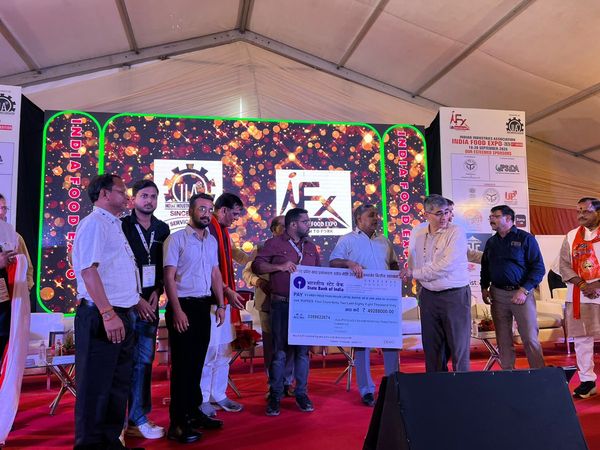 Mukund_0221's tweet photo. #लखनऊ में आयोजित #India_Food_Expo-2026 में सहभागिता का अवसर प्राप्त हुआ।

 #उत्तरप्रदेशउद्योगव्यापारमंडल #व्यापारीएकताजिंदाबाद #MSME #FoodProcessing #Lucknow https://t.co/VjzqxpMGnX