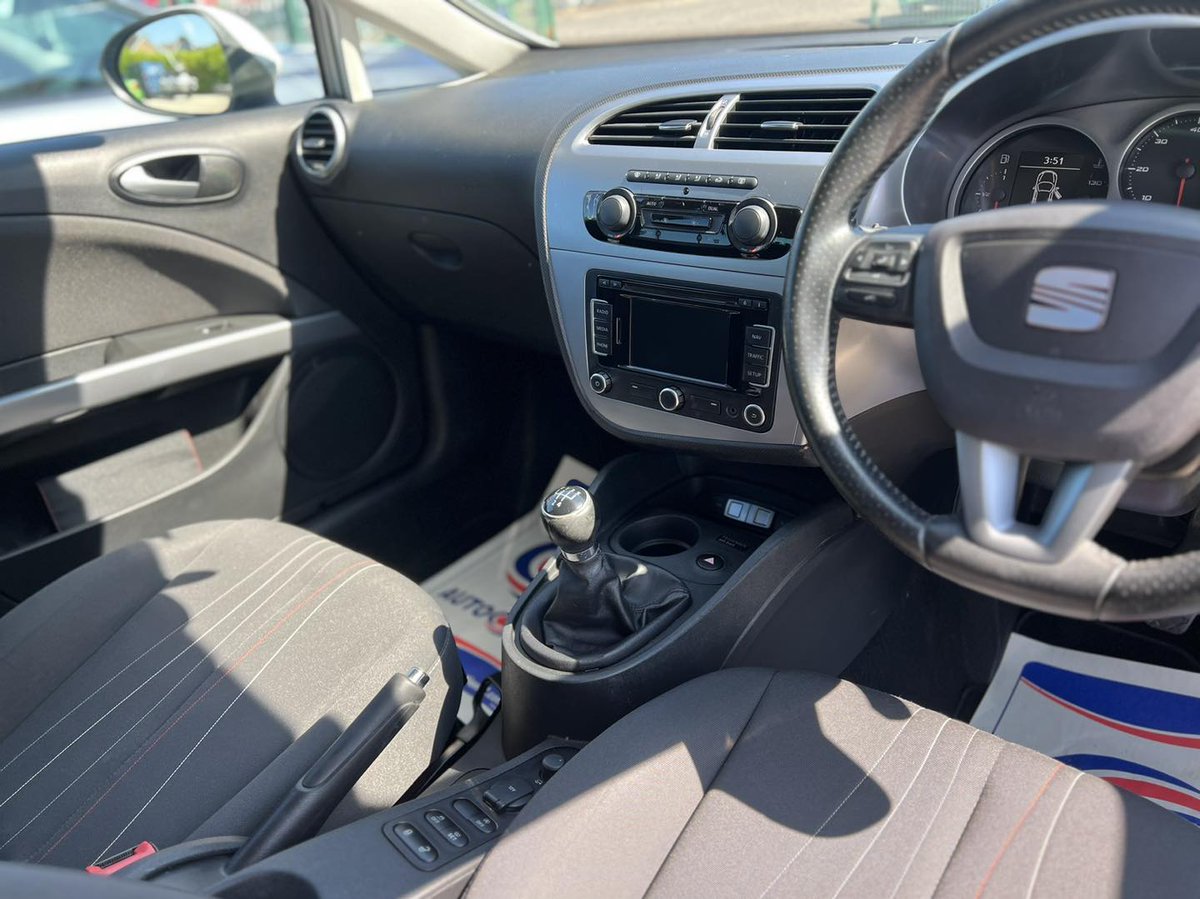 BibiGliselq's tweet photo. SEAT LEON 1. 6 TDI 105bhp, fully kitted

£5, 250

2011, only 94k warranted. Excellent condition, white, full kit, boot spoiler, front lip, touchscreen sat nav, armrest, multifunction wheel. Economical, low tax, ideal for first-time drivers. https://t.co/Acl7n3CqpL