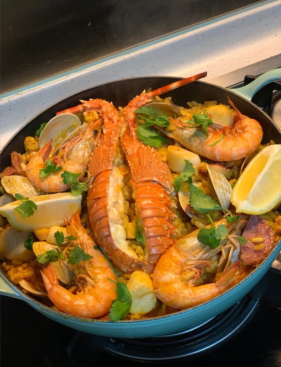 KattieBlicmc's tweet photo. No te pierdas la paella valenciana con mariscos frescos! Sabor auténtico que te transporta a Espaa! ， https://t.co/K7rI5spmty