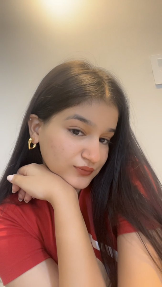 Charvikasliwal_'s tweet photo. Hey @X 🙋🏻‍♀️

Who’s building in : 

• Marketing 
• SaaS 
• AI &amp; Automation 
• Sales &amp; Growth 
• Startups 
• LinkedIn 
• Indie Hacking

Drop what you’re building below.
Let’s #connect https://t.co/145SEOdcTF