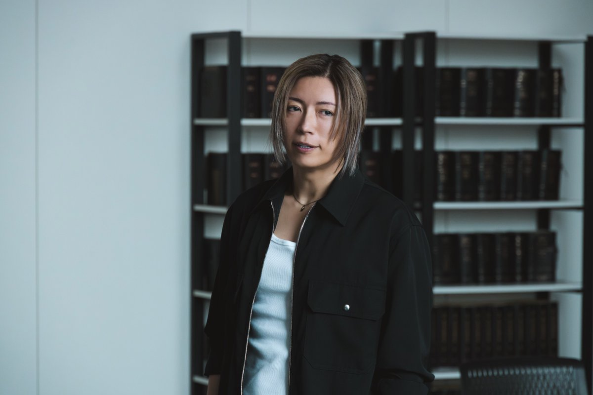 blacktrick_fuji's tweet photo. |◤第10話は今夜9時◢| 

いよいよ浦真鷲（#GACKT）と古瀬（#北村一輝）の直接対決が始まる💥

美志（#映美くらら）の冤罪を
晴らすことはできるのか――。

月𝟗ドラマ #ブラックトリック https://t.co/C9AB2P30XJ