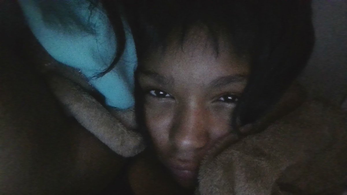 Idekfrbr's tweet photo. gn i love yall sleep well https://t.co/gaZnsfLDba