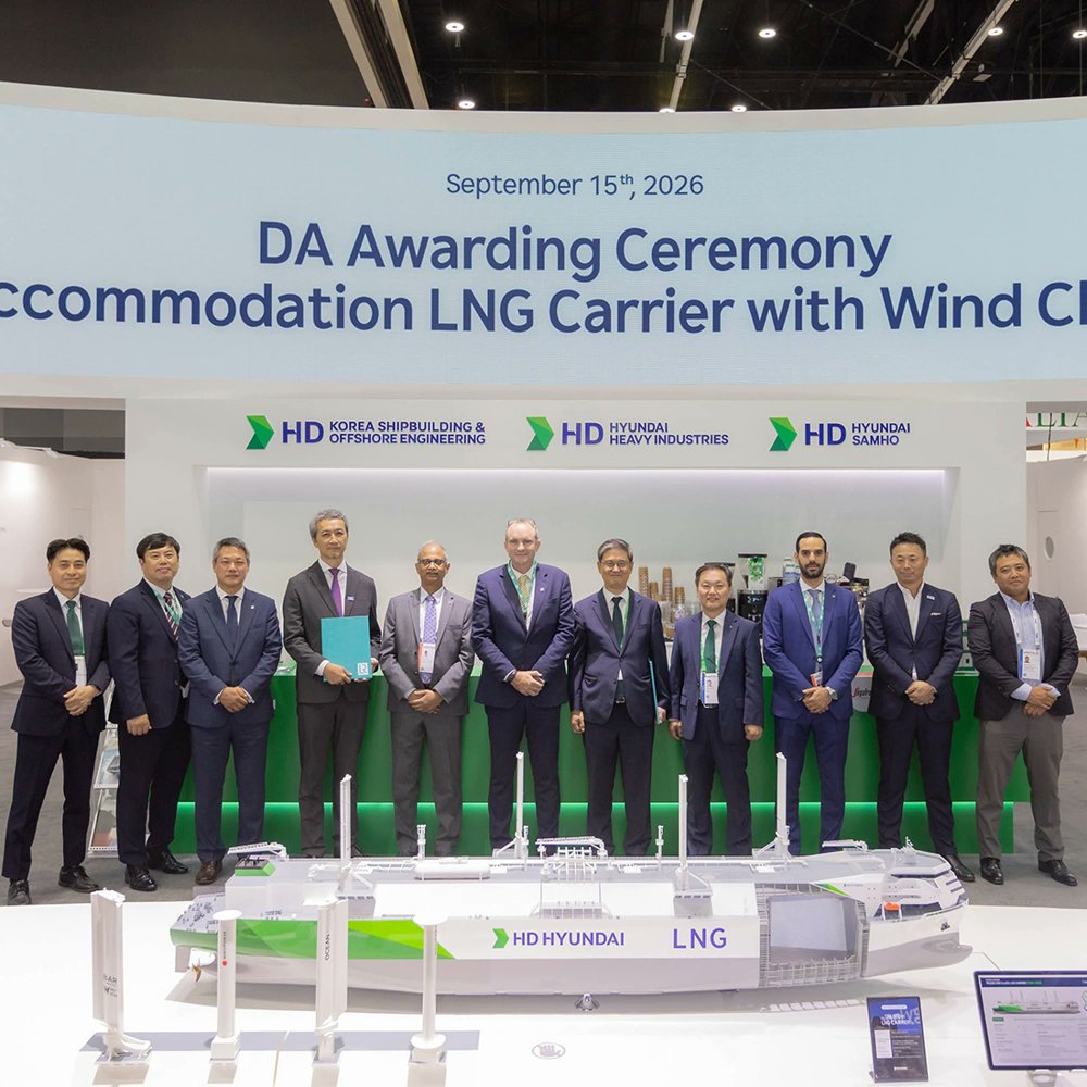 container_news's tweet photo. #LR appraises #HD #HHI's four-sail #Wind #Challenger #LNG #carrier design
https://t.co/q8W1htmOQd https://t.co/jPxcLNRsNR