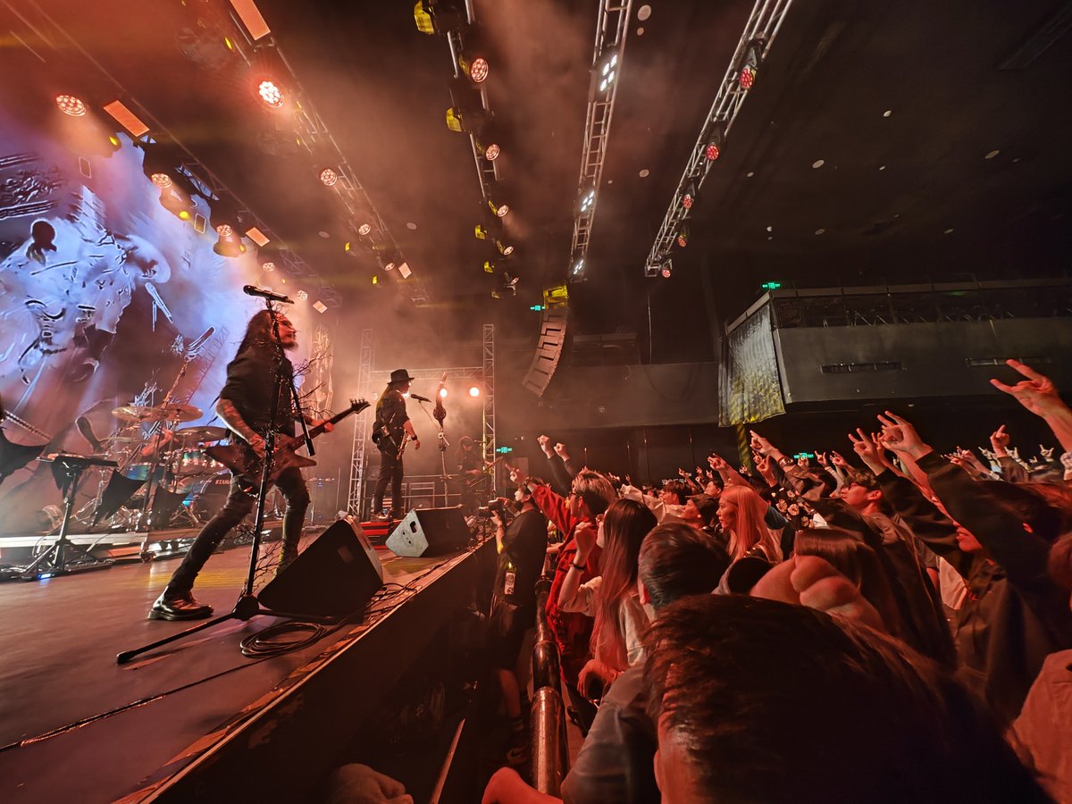 johncold_'s tweet photo. Just caught the most mind-blowing indie band live at the downtown venue—their raw energy gave me chills, already counting days till their next show! https://t.co/emN18bJd7Q