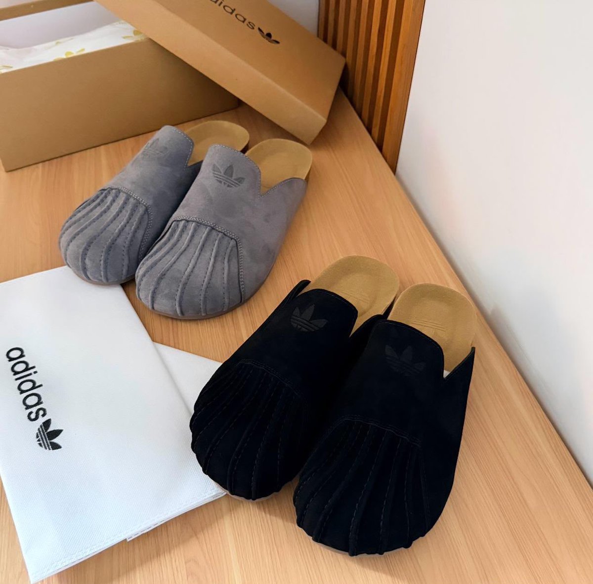 Adedamsley's tweet photo. Adidas x Adimule Slide 

Price 🏷️ N54,000 https://t.co/V8Cp40waA8