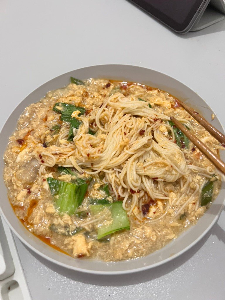 comstelation's tweet photo. cooking as survival skill tapi lama-lama ya suka juga dengan aktivitas ini

apalagi kalau hasilnya mantep padahal masak cuma di kosan https://t.co/YxDS8dTv4z