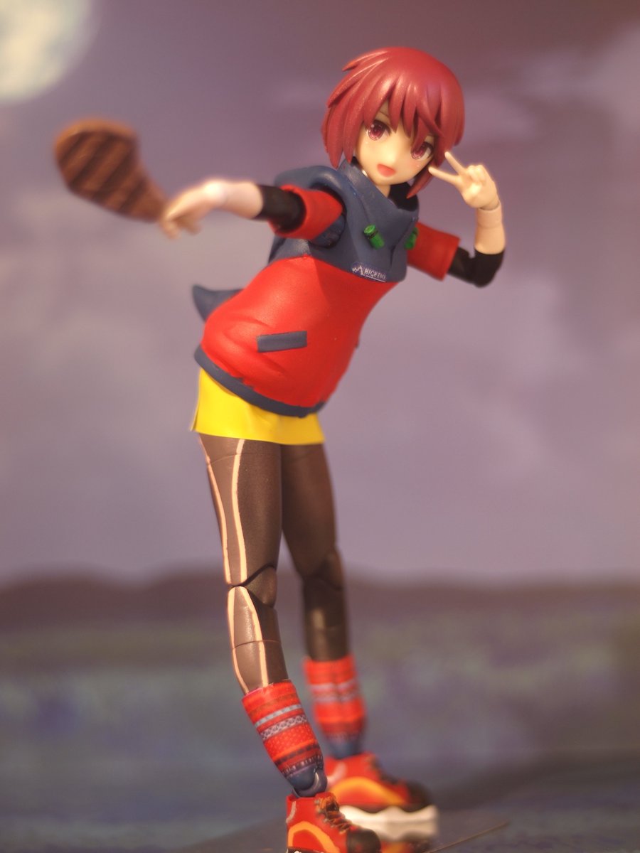 9YnJhAY31LycFES's tweet photo. リンちゃんのHIGH ROCK完成しました〜
かな〜り前から作ろうと思っていたのですが、原型になりそうなパーカーを入手出来たので、一気に作成。肌面積は非常に少ないですが、可愛く出来たかと思っています。
明日のみんトラに連れて行きます〜 https://t.co/4BOuNwIxfp
