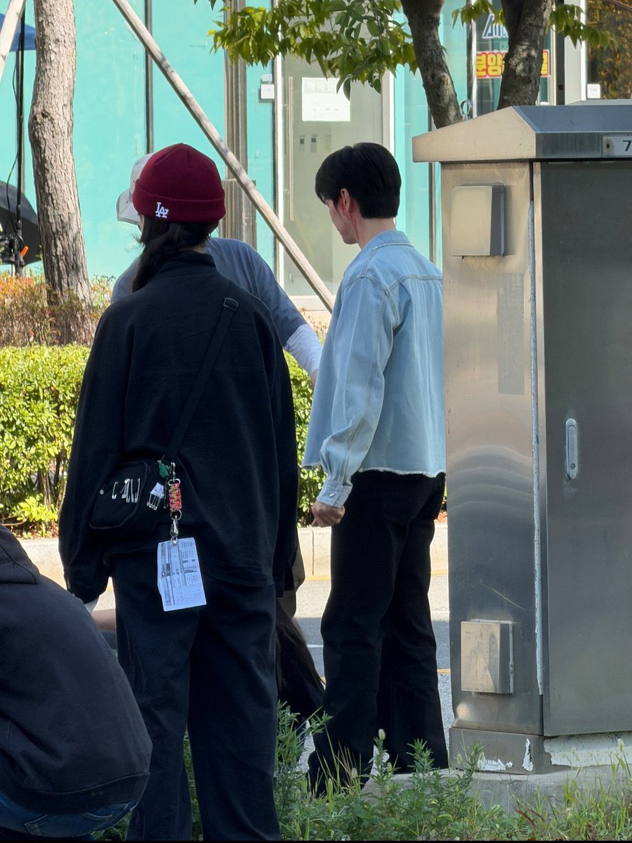 6rangluv's tweet photo. 잠만 나인투식스 촬영짤인데!!!!!!!
ㅇㄴ 머선일이야 피흘리는 선우...너무좋ㅎㅎ다
#육성재 https://t.co/qI4zTwJX8l