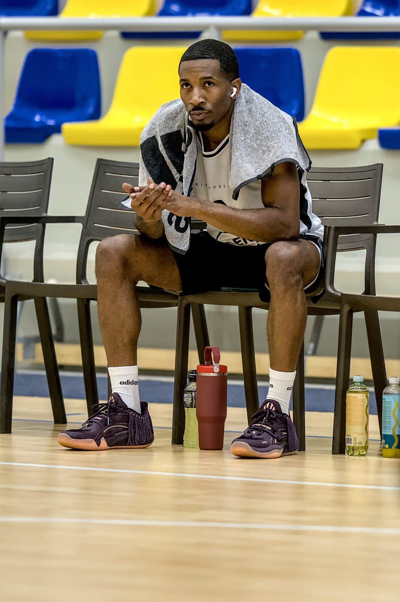 JKinney0's tweet photo. ‘26-27 Preseason Dump 🎞️￼🏀

Year 14 ⏳ https://t.co/9tQsIpQAbK