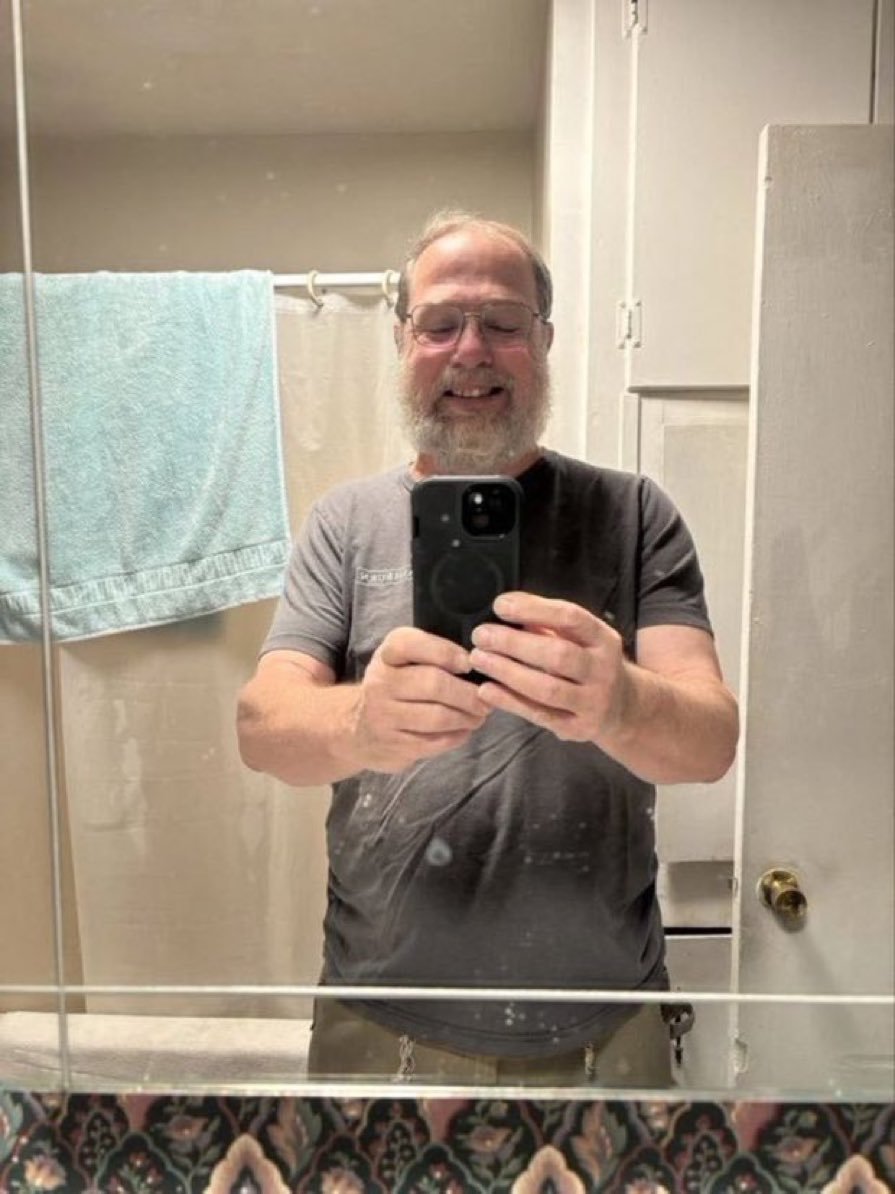 ezgicenc's tweet photo. I need a girlfriend!
Can I DM you??
My new Zangi 66-2673-7776. https://t.co/082uE20ojO