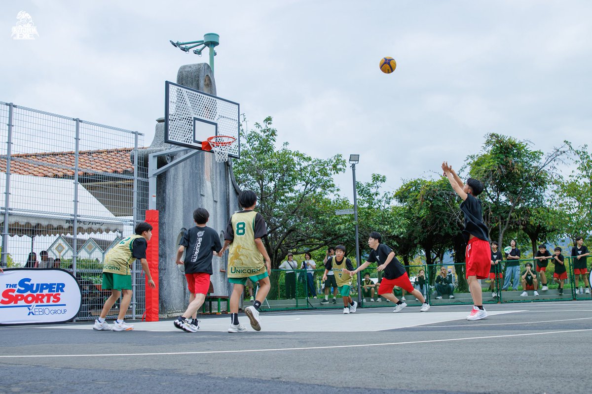 3STORM3x3's tweet photo. TADANO X BASEãªãŒããã³ã°ã€ãã³ãã«3STORM.EXEãåå ããŸããïŒ
ååžããU-15ç·å9ããŒã ãç±æŠãå±éããåªåããŒã ãšã®ãšãã·ããžã§ã³ã宿œð¥ã¹ã±ããŒãBMXãç»å ŽãäŒå Žã¯å€§çãäžããã§ããã
åã®æ°ã¹ããŒãæ ç¹ããããããå
±ã«çãäžããŸãïŒ
#3STORM #3x3 https://t.co/6DcV7p03UE