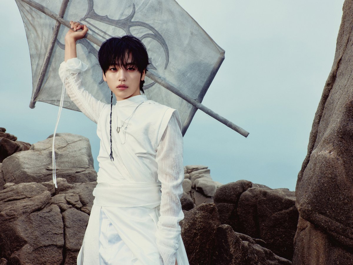 CRAVITYstarship's tweet photo. CRAVITY EP [sonorous]
CONCEPT PHOTO Muse ver.🔉

#HYEONGJUN #형준

2026. 09. 30 WED 6PM (KST)

#CRAVITY #크래비티
#sonorous
#LOUDER https://t.co/Q64KuHP2WY
