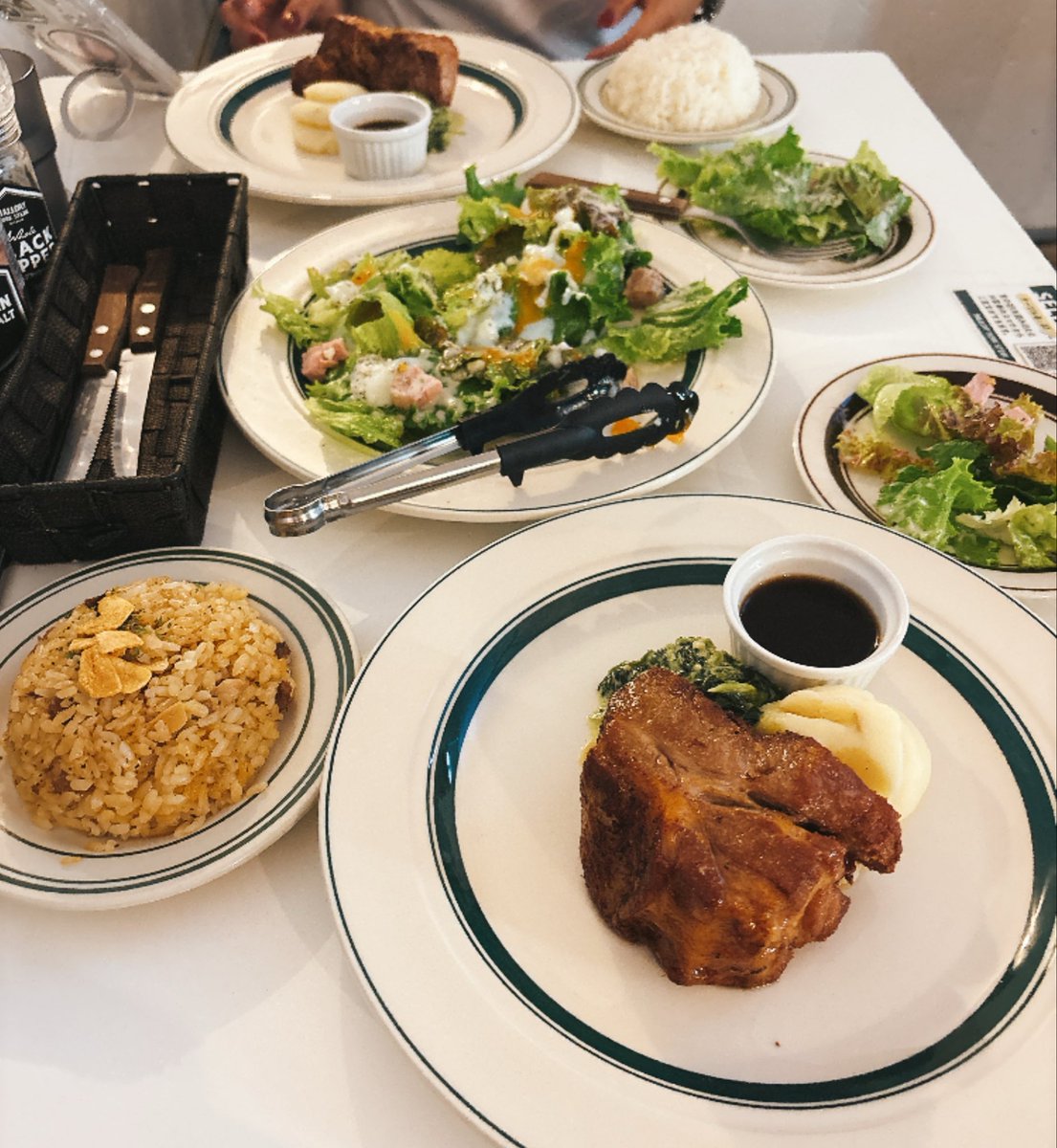 nao1981's tweet photo. 昨日、今日放送から2年の時を越えて😂

🇹🇭タイの推し（じぬぬ）活してきました！

ポークステーキ美味しかったー😋 https://t.co/JE0kkTr9Rw