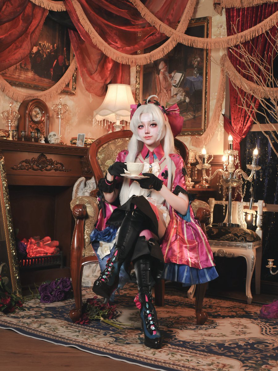 Heeseo_cos's tweet photo. #WutheringWaves #WuWa #Carlotta 
#鳴潮 #カルロッタ https://t.co/WaGss2FMdb