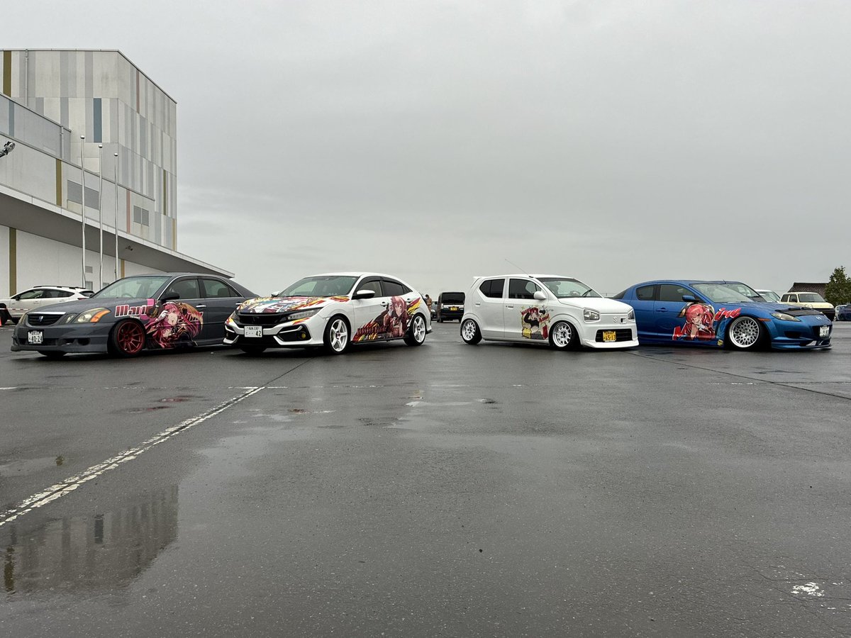 den3522's tweet photo. マリン船長痛車勢揃いだったので、きんぴら祭り最後に併せー‼️🏴‍☠️🏴‍☠️🏴‍☠️🏴‍☠️ https://t.co/oMv9tT4VWK