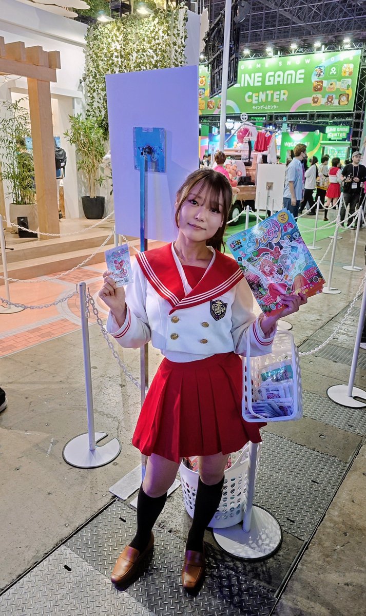 atsuya_713's tweet photo. 洗濯物に触れることもできた展示
衣装もクモリンもかわいい

配信が楽しみ

#ハレ女 #ハレ女TGS2026 https://t.co/n6jmQf9E1J