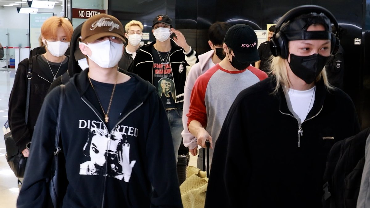 RNX__news's tweet photo. 스트레이키즈, 낼은 승민씨 생일! 미리 생축
'RNX NEWS’ full ver! ☞ https://t.co/DLQzyfs9Ll
#StrayKids #스트레이키즈 #THIS_AND_THAT #YouMakeStrayKidsStay
그룹 Stray Kids (SKZ/리노, 창빈, 한, 승민, 아이엔, 현진, 방찬, 필릭스)가 9월 21일 오후 서울 강서구 방화동 김포국제공항을 통해 해외일정을 마치고 입국하고 있다.[RNX뉴스] 김용덕 기자
