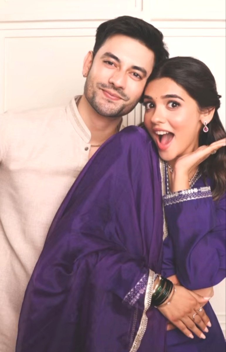 pranalisadmirer's tweet photo. SOOOO ADORABLE 😩💗🦋 https://t.co/2XEXHv9LPW
