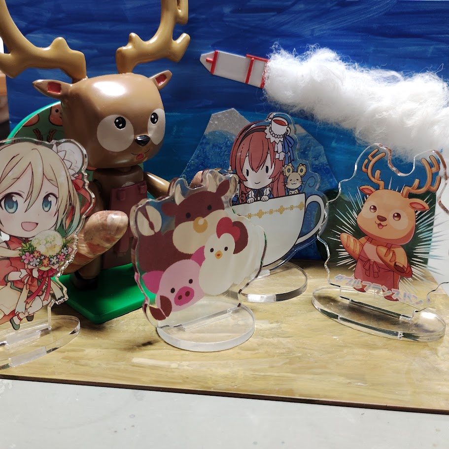 heiyakei's tweet photo. 雨と風が強くなる前に、無事に帰宅できました＾＾
これで、明日のお仕事は無事に行けそうです＾＾
（最悪を想定して、始発で、つくば市から向かうことも考えていましたｗ）
とりまき、手元にあったケースで、お宝の一部を保管＾＾
#つくイラ旅４
面白かったです！　次は最終日に行きます！ https://t.co/2rX13c8yMg