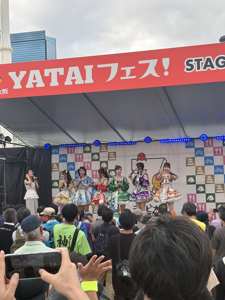 ItigatsuU's tweet photo. YATAIフェスで初めてみたグッドクルーちゃん。曲がすごい楽しかったし、周りのオタクのテンションも面白かったww
惜しいのは，運営……なんでCD現地購入できるようにしたかんのや…… https://t.co/aUU7CC33mD