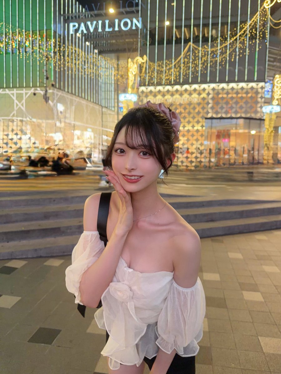 saki_seino's tweet photo. みんな今なにしてるの？ https://t.co/toeIJbNF7k