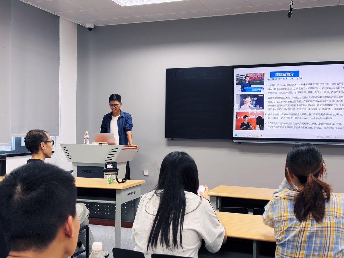 AdrienneBez9kr's tweet photo. Hoy di una charla sobre marketing digital para emprendedores. Fue genial compartir conocimientos y conectar con personas apasionadas. Gracias a todos por la participación! ， https://t.co/UCWKJkucVz
