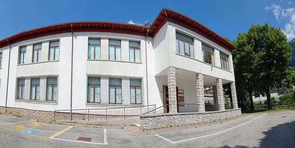parcoDF's tweet photo. Il Centro visite di Erto si rinnova
Investiti 940 mila euro per efficientamento e accessibilità
LEGGI L'ARTICOLO SULLA NOSTRA PAGINA https://t.co/oq2KNaqGvP
Ph. Giordana Zagmester
#articoli #ertoecasso #ristrutturazioni https://t.co/58XbEmOmpJ