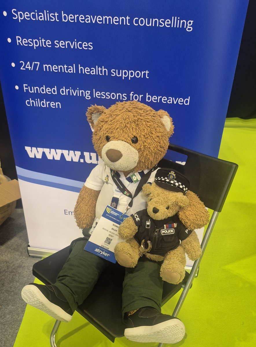 BDMed_Bear's tweet photo. Guys, i wanted to share some information about the charity @UK_COPS They do amazing work supporting families of police officers &amp; staff who die on duty, offering everything from counselling &amp; support to funded driving lessons. They provide so much for people at difficult times 💙 https://t.co/GiqKnd1sBP